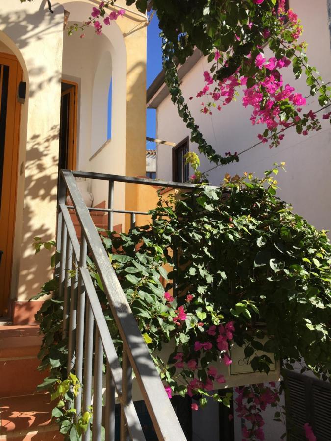 Casa Arborea Orosei Buitenkant foto